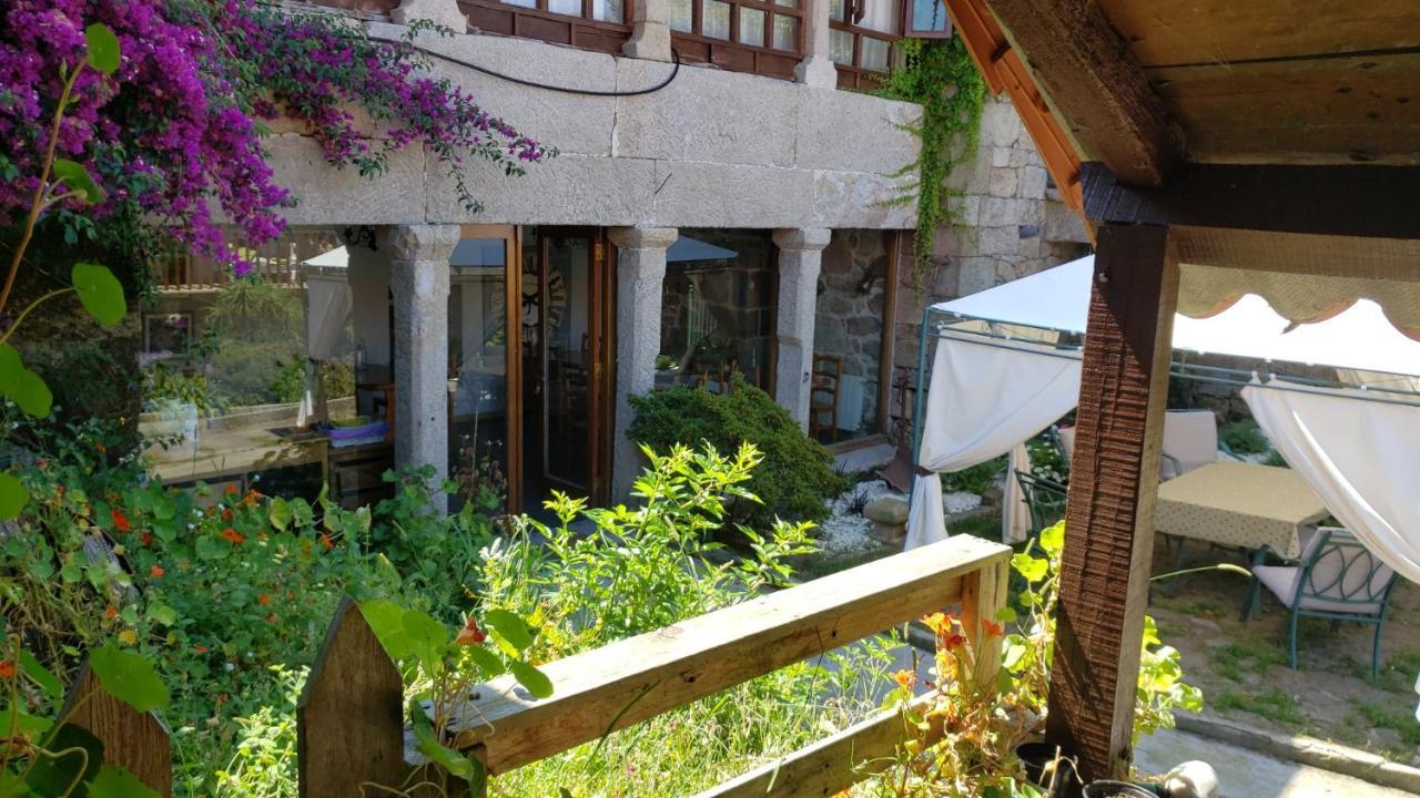 庞特维德拉 Casa Rural Do Fontan旅馆 外观 照片